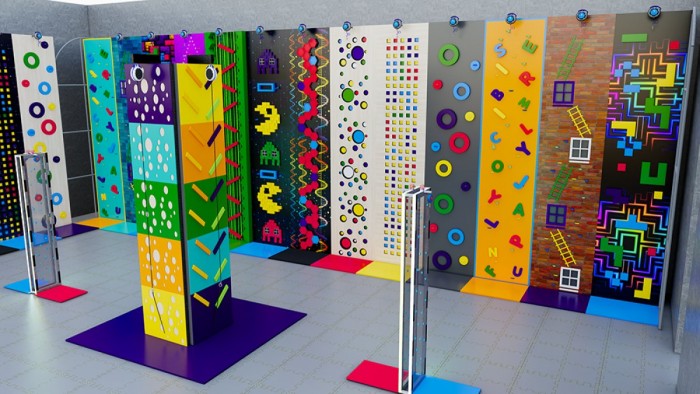 Climbing Wall with Safety Equipment ( Kletterwand mit Sicherungsausrüstung )
